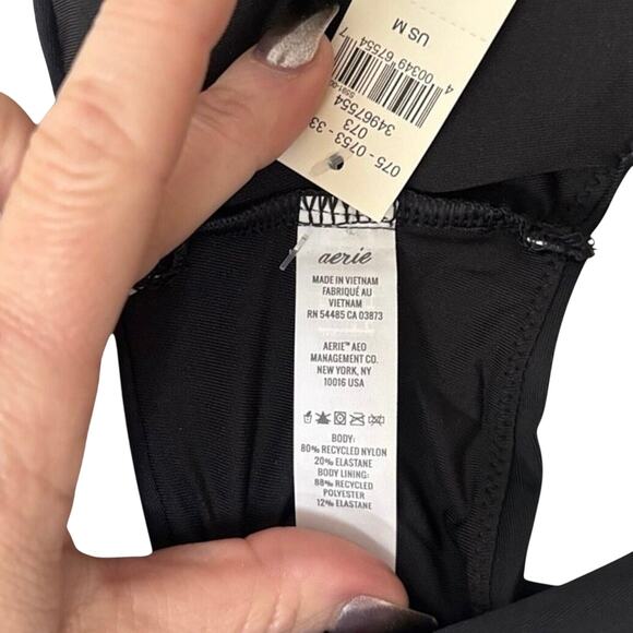 NWT Aerie Black Ruffle Strap Scoop Bikini Top Swim Bralette Size M - Picture 6 of 6